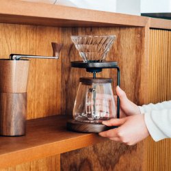 Hario - Coffee Server Walnut 600ml