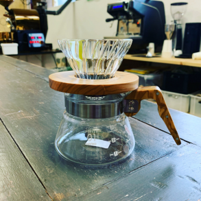 Hario V60 Filterholder. Olivenolie tr og glas. 1 - 2 kopper. 