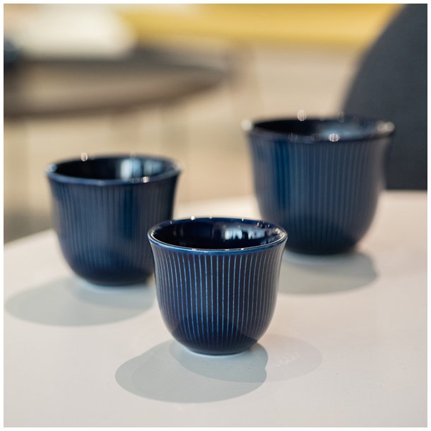 Loveramics embossed cobalt, 250 ml Cappuccino