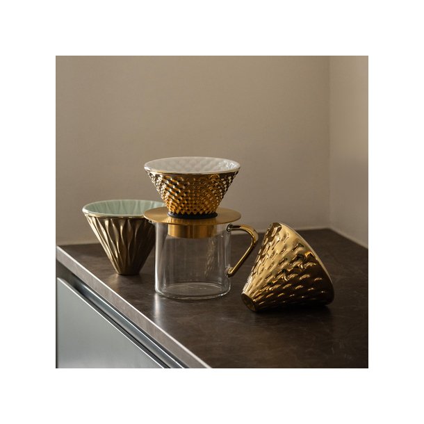 Loveramics bryggest, guld