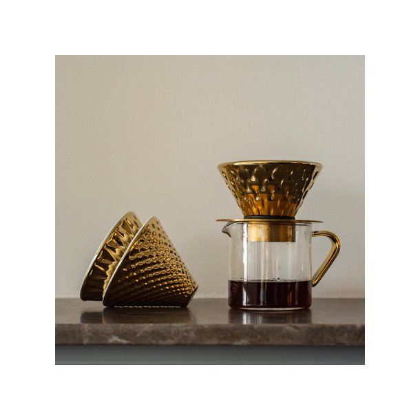 Loveramics bryggest, guld