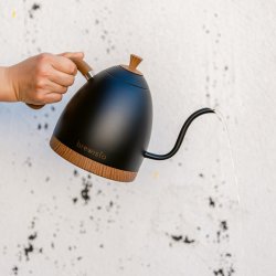 FERIETILBUD Brewista Artisan 1.0L Digital elkedel - Sort/tr